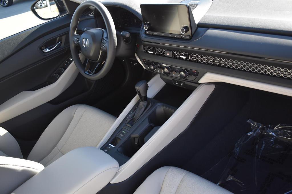 new 2025 Honda Accord car