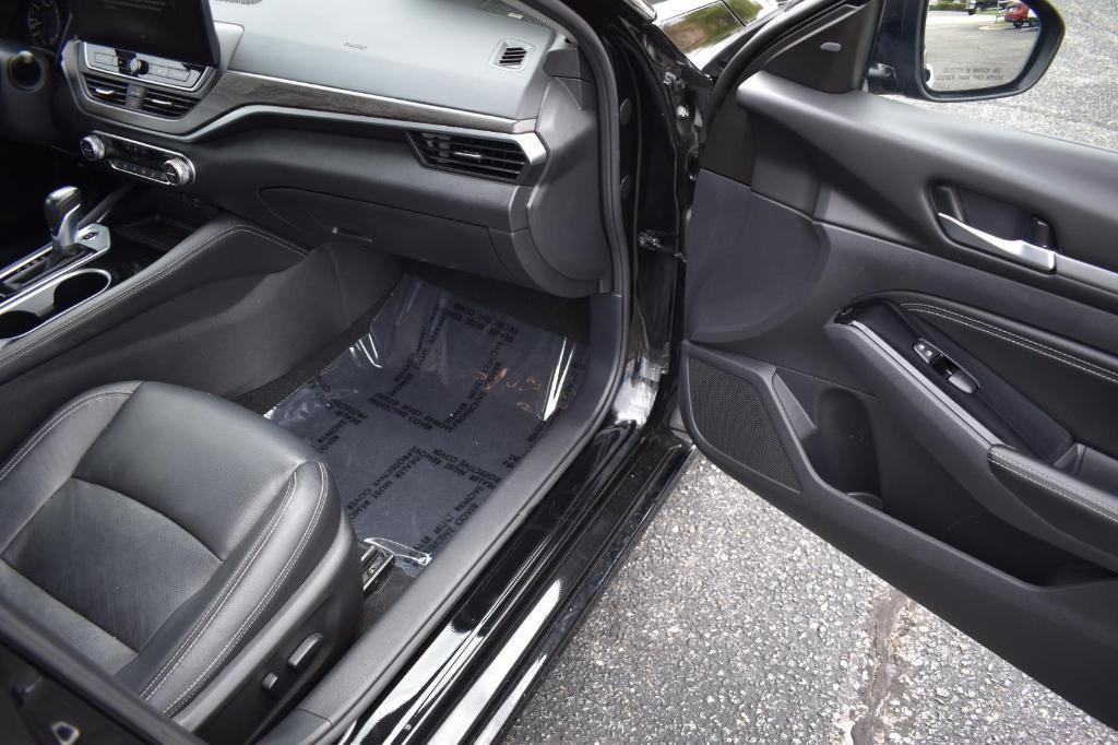 used 2023 Nissan Altima car, priced at $21,995