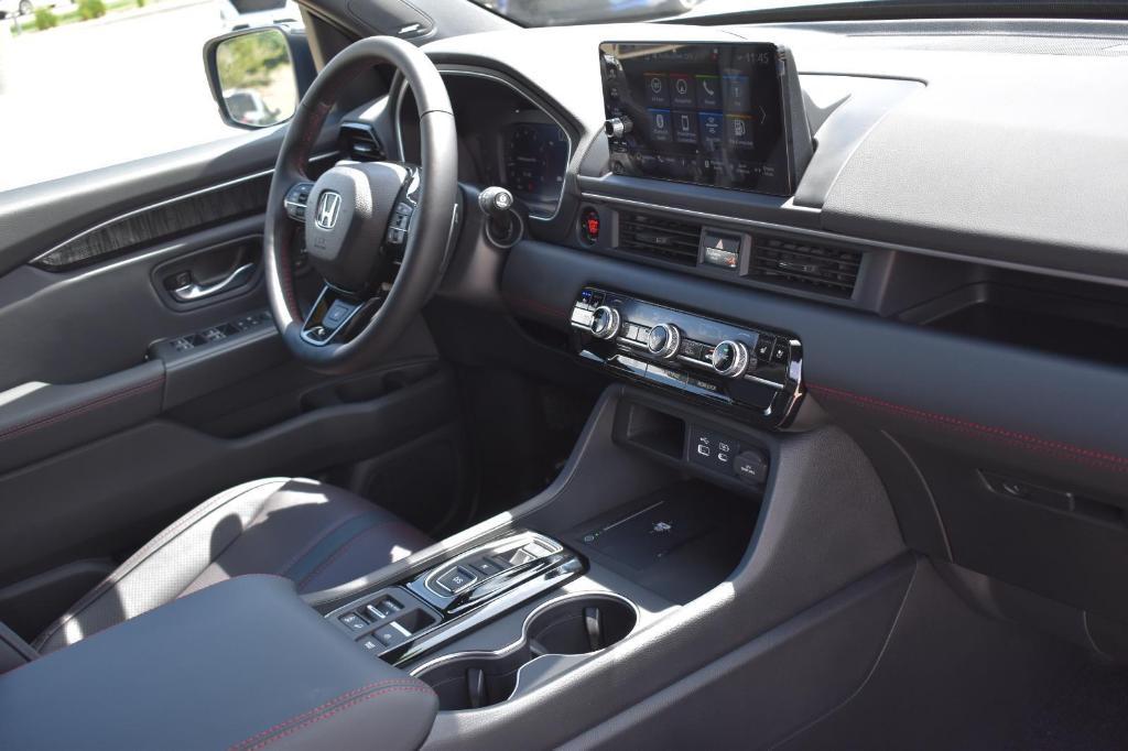 new 2025 Honda Pilot car