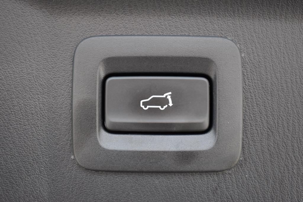 used 2022 Mazda CX-9 car, priced at $27,991