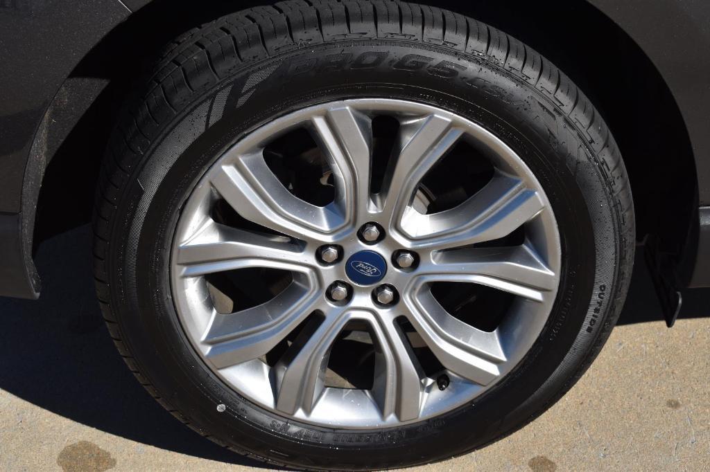 used 2019 Ford Edge car, priced at $16,992