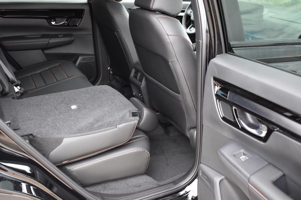 new 2026 Honda CR-V Hybrid car