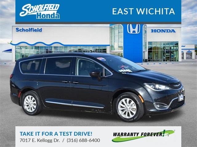 used 2019 Chrysler Pacifica car, priced at $17,991