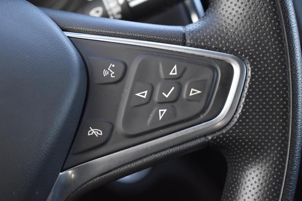 used 2023 Chevrolet Equinox car, priced at $21,992