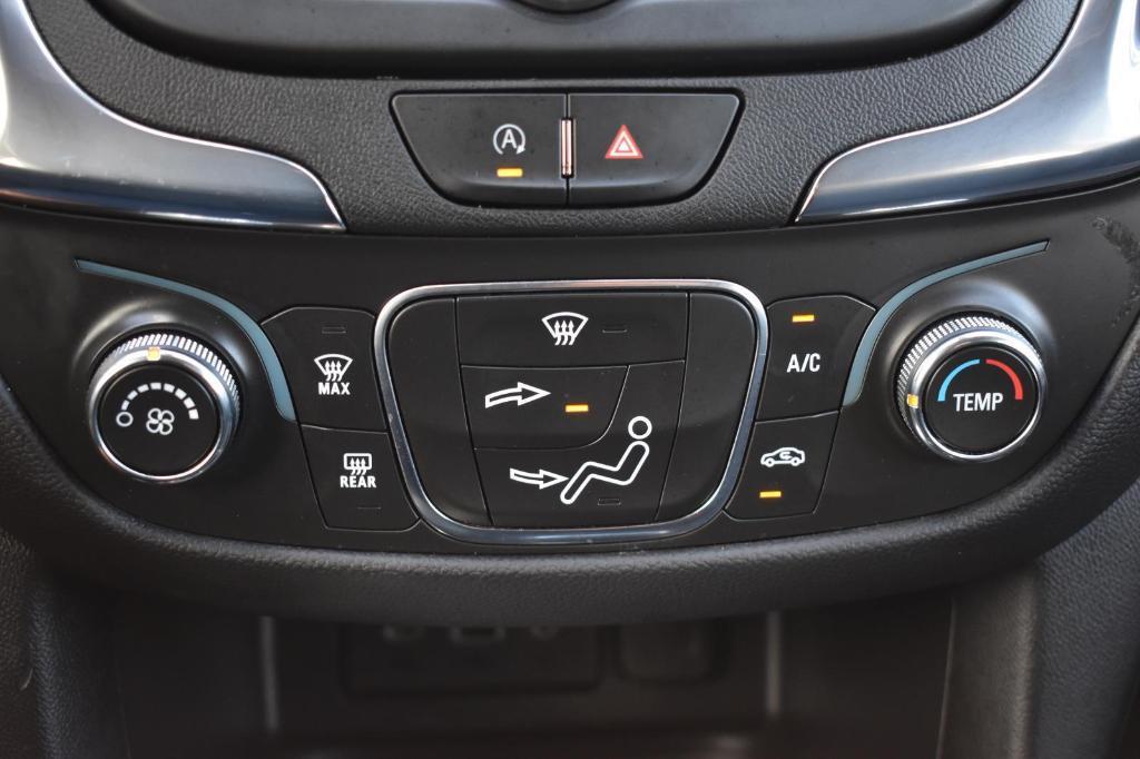 used 2023 Chevrolet Equinox car, priced at $21,992