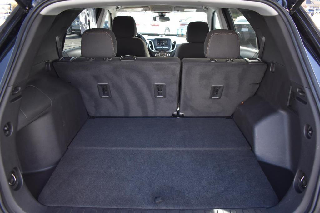 used 2023 Chevrolet Equinox car, priced at $21,992