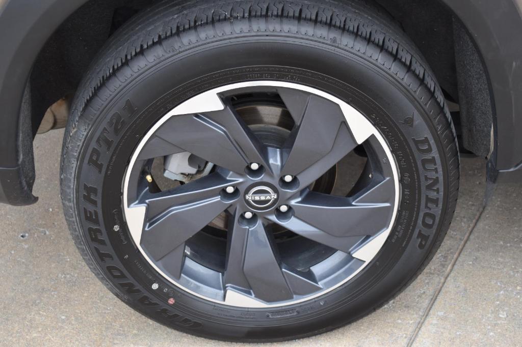 used 2025 Nissan Rogue car, priced at $23,991