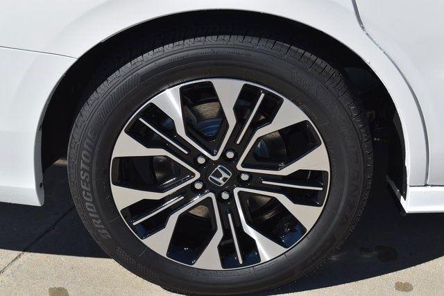 new 2025 Honda Odyssey car, priced at $53,450