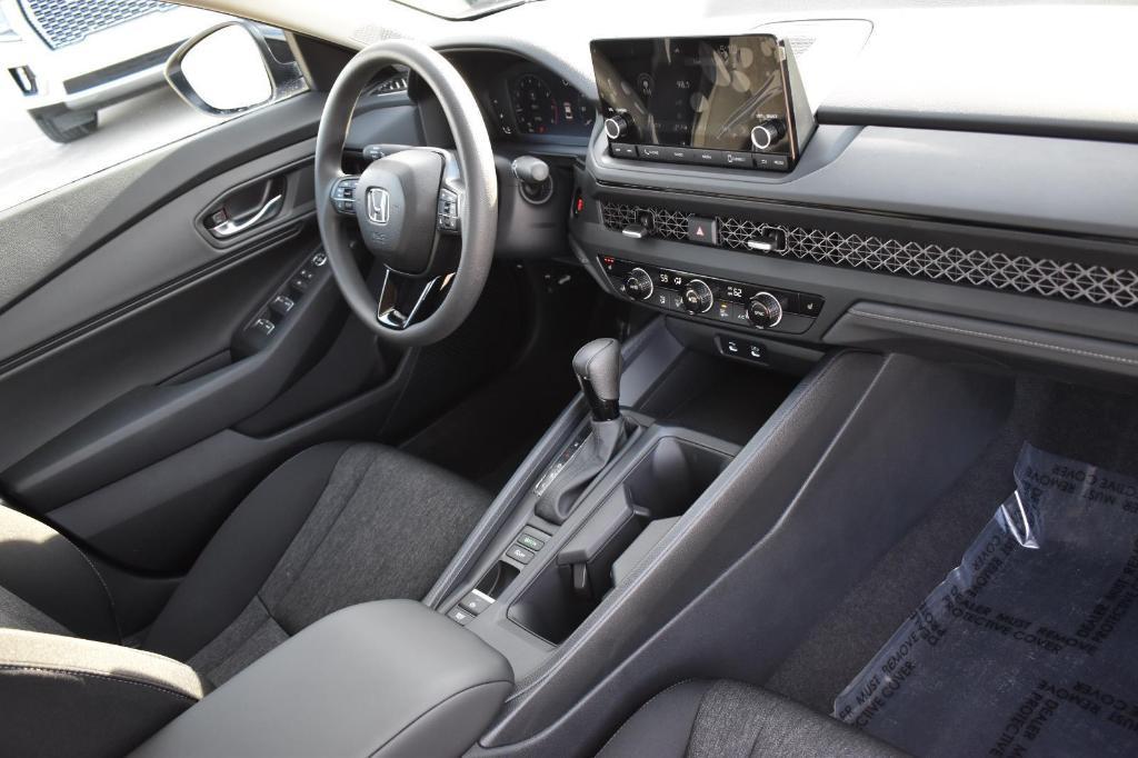 new 2025 Honda Accord car