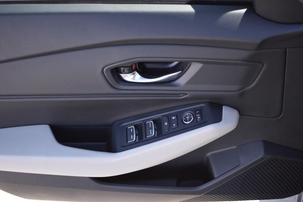 new 2025 Honda Accord car