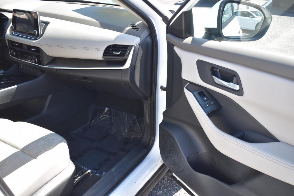 used 2024 Nissan Rogue car, priced at $24,695