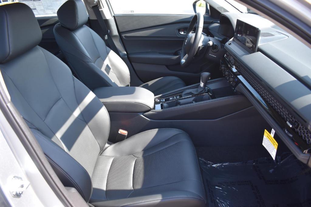 new 2025 Honda Accord Hybrid car