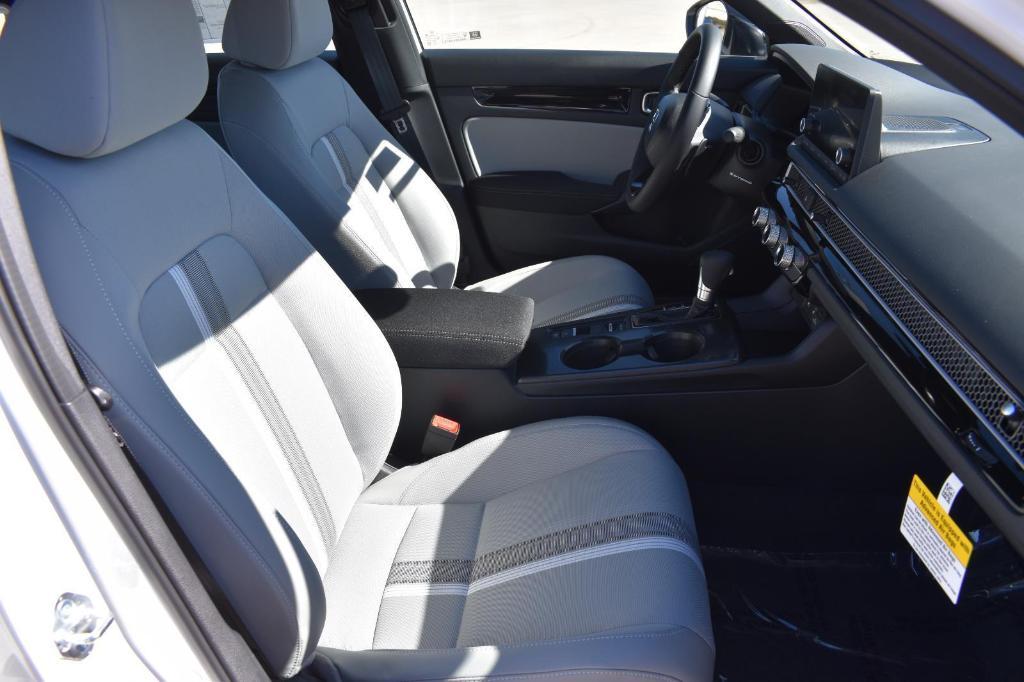 new 2025 Honda Civic Hybrid car