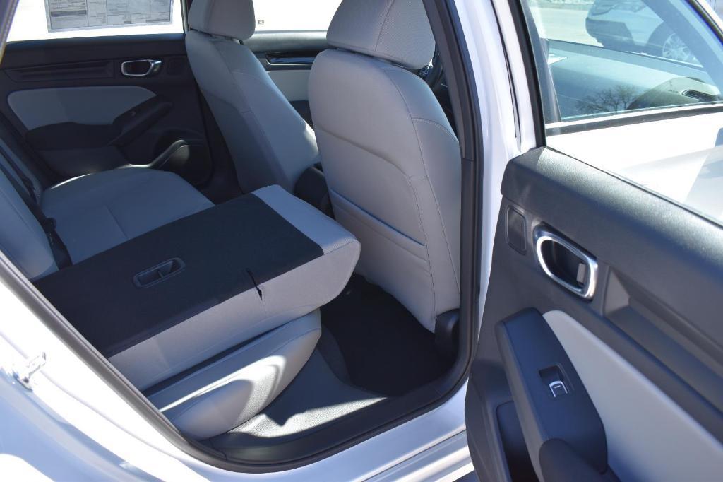 new 2025 Honda Civic Hybrid car