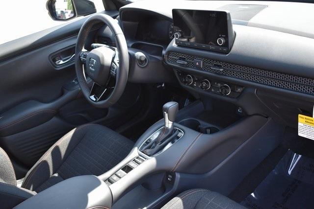 new 2025 Honda HR-V car
