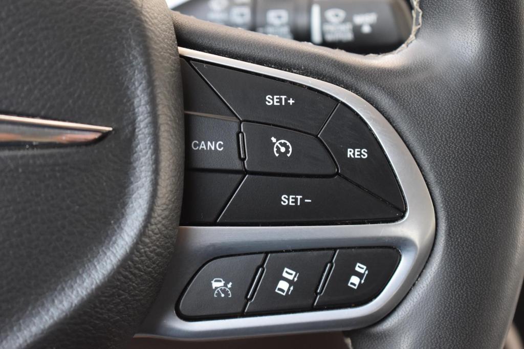 used 2023 Chrysler Pacifica car, priced at $25,991