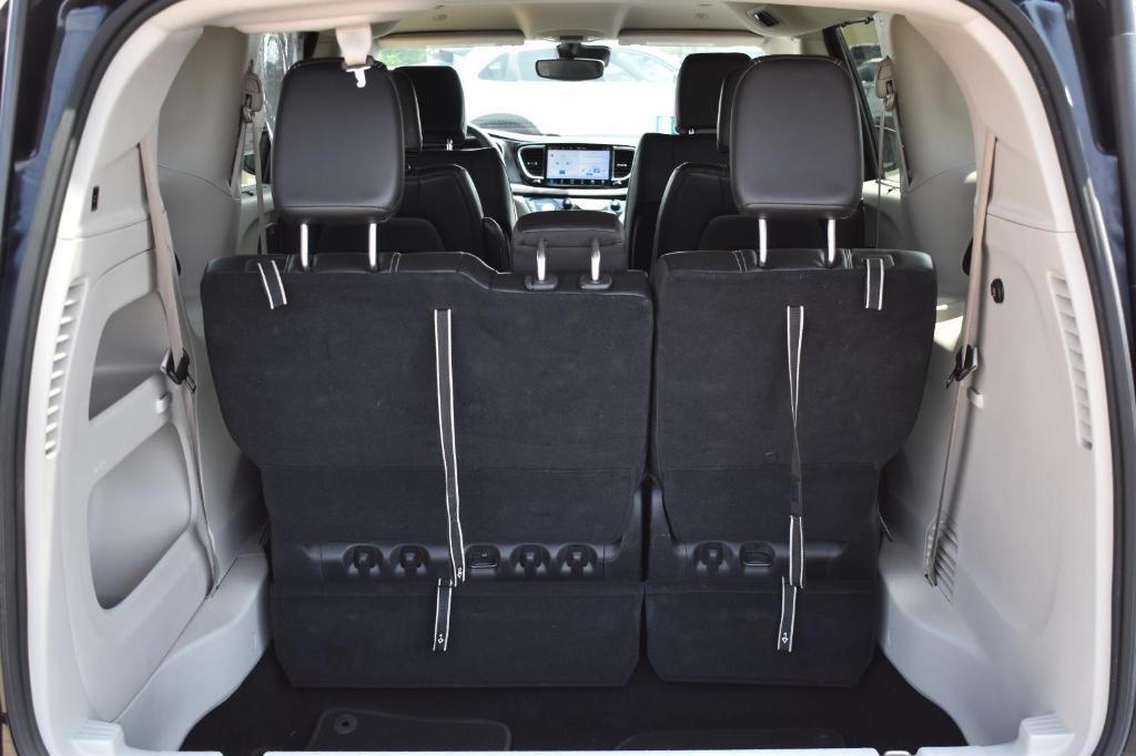 used 2023 Chrysler Pacifica car, priced at $25,991