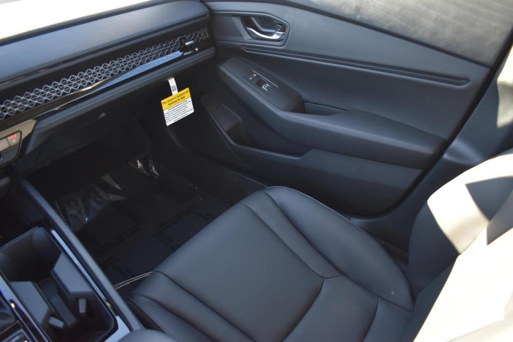 new 2025 Honda Accord Hybrid car