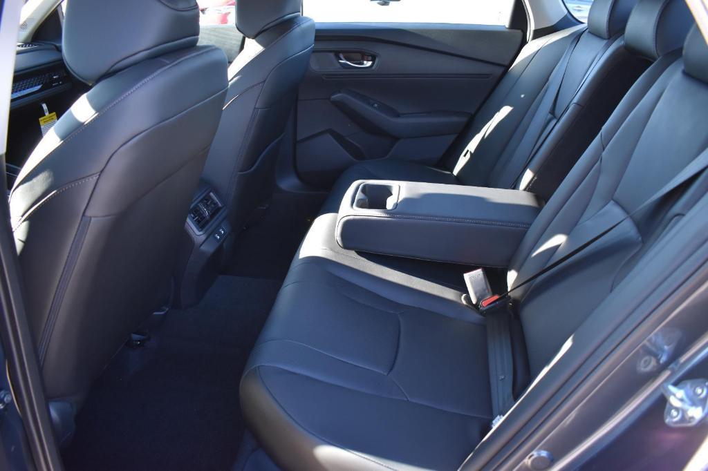 new 2025 Honda Accord Hybrid car