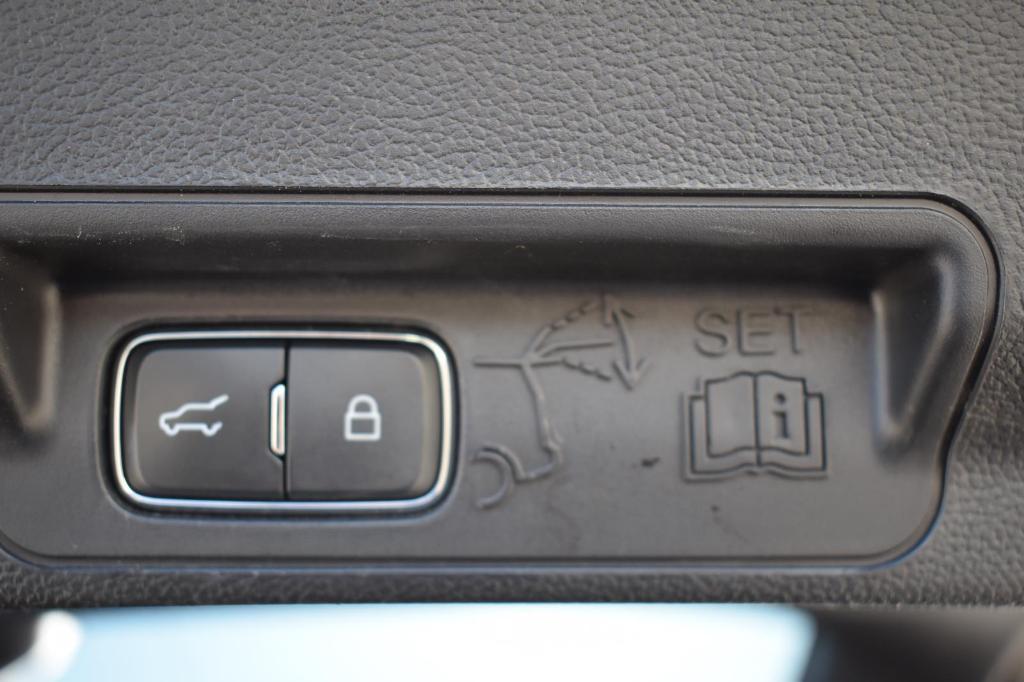 used 2022 Ford Explorer car, priced at $29,492