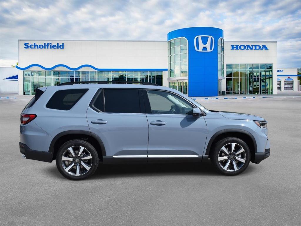 new 2025 Honda Pilot car