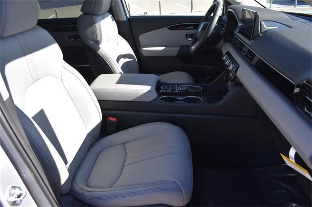 new 2025 Honda Pilot car