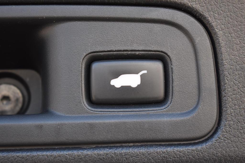 used 2018 Honda Pilot car, priced at $24,991