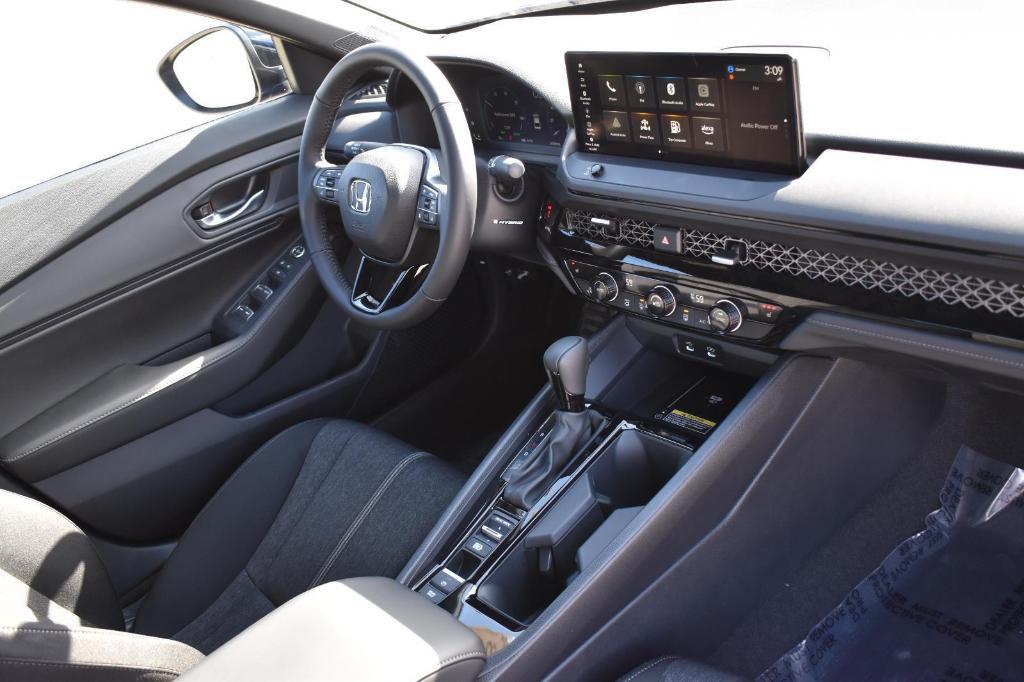 new 2025 Honda Accord Hybrid car