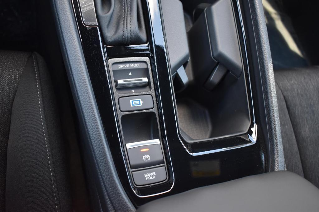 new 2025 Honda Accord Hybrid car