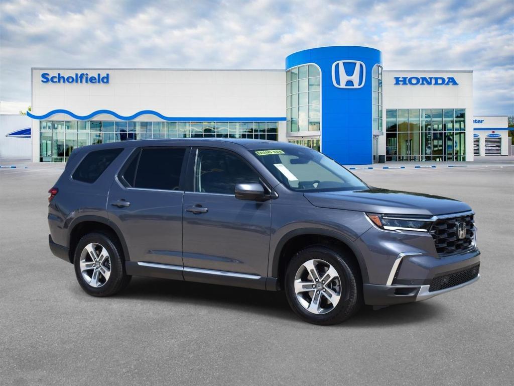 new 2025 Honda Pilot car