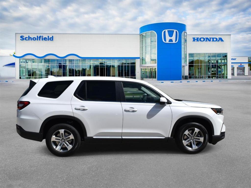 new 2025 Honda Pilot car