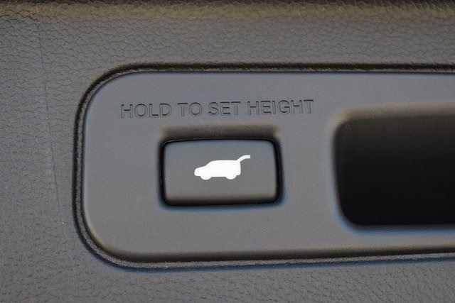 used 2025 Honda Pilot car, priced at $49,813