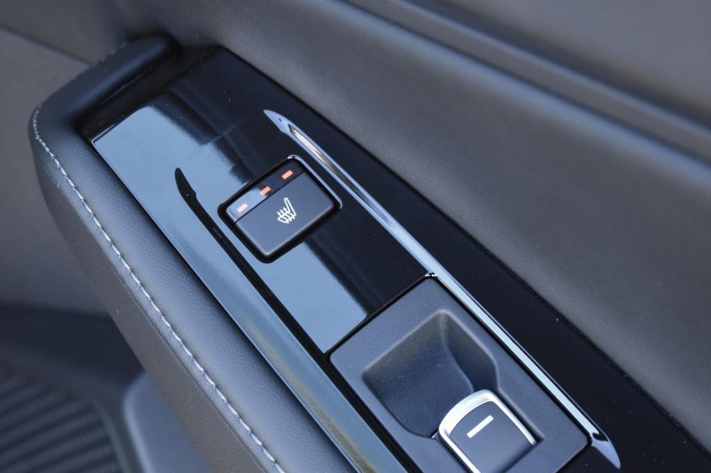 new 2025 Honda Accord Hybrid car