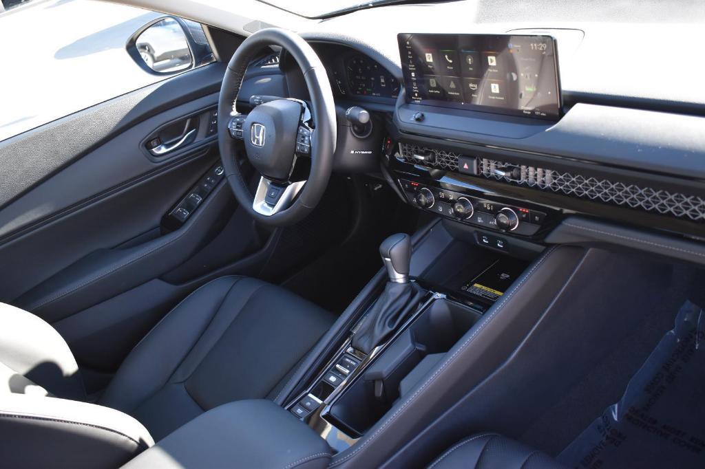 new 2025 Honda Accord Hybrid car