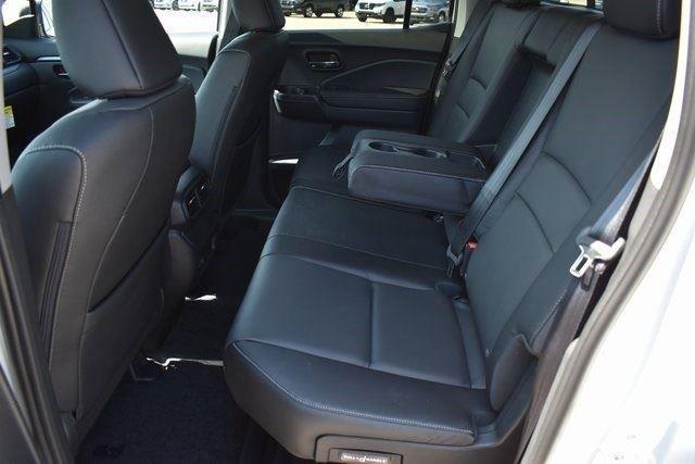 new 2025 Honda Ridgeline car