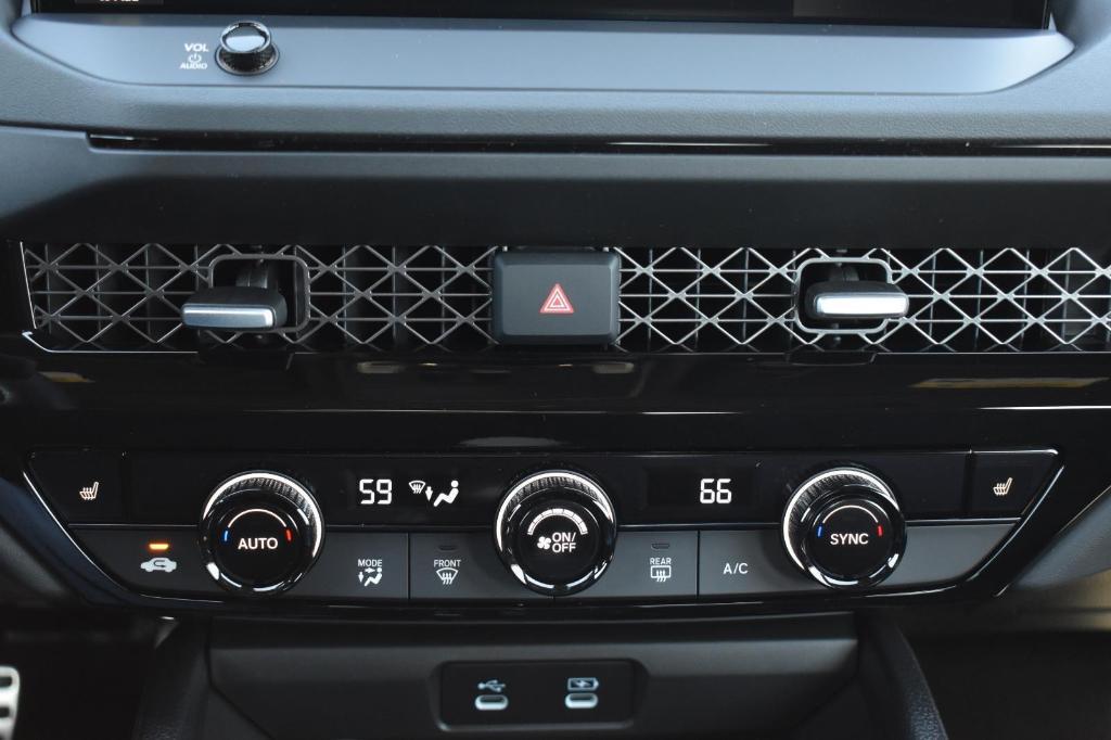 new 2025 Honda Accord Hybrid car