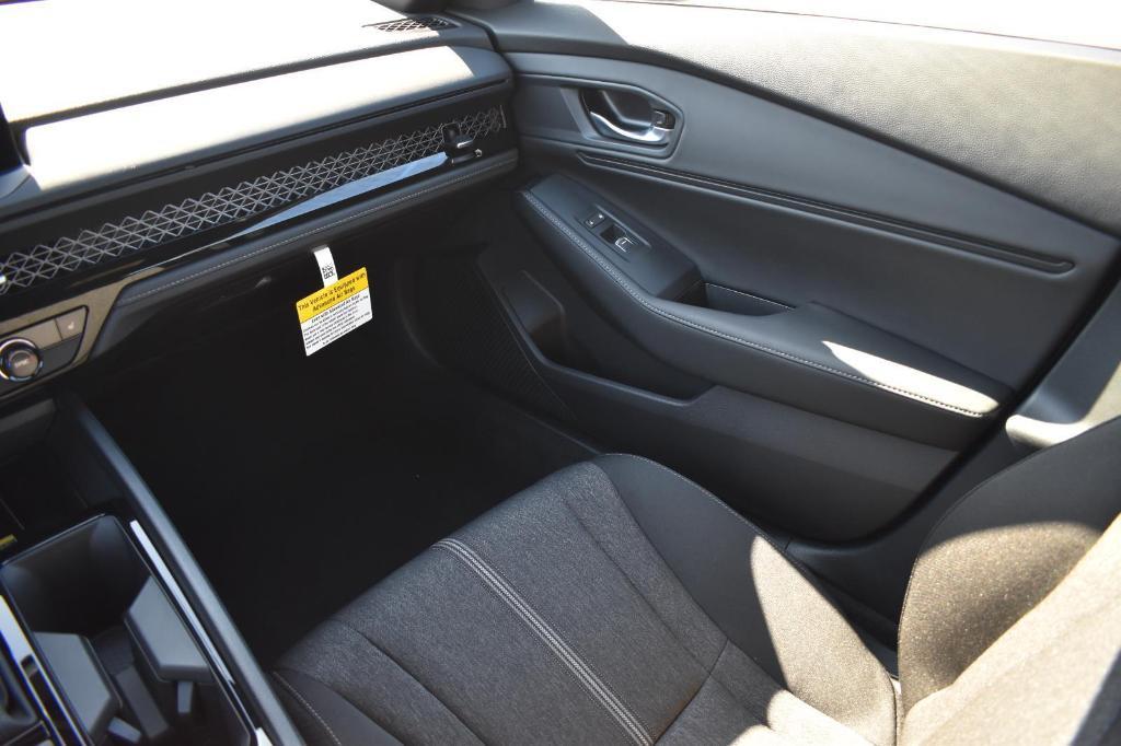 new 2025 Honda Accord Hybrid car