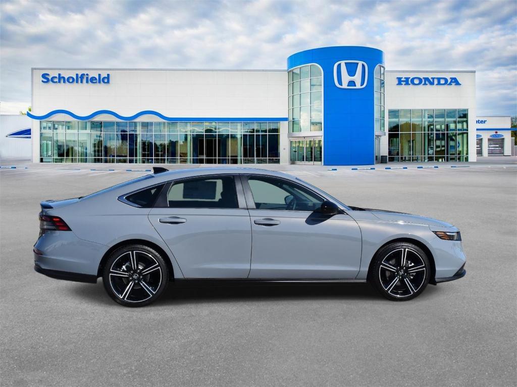 new 2025 Honda Accord Hybrid car