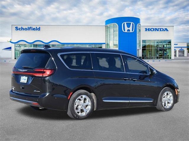 used 2021 Chrysler Pacifica Hybrid car, priced at $28,991