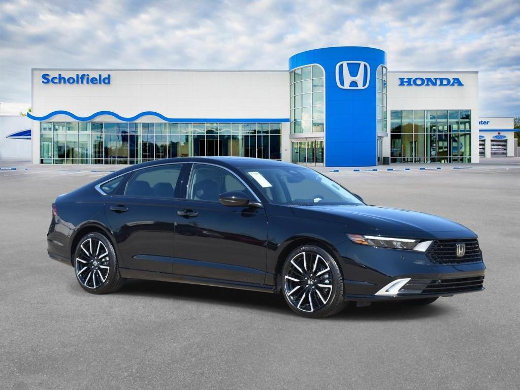 new 2025 Honda Accord Hybrid car