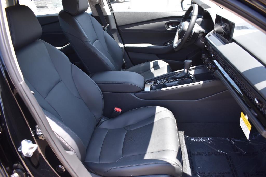 new 2025 Honda Accord Hybrid car