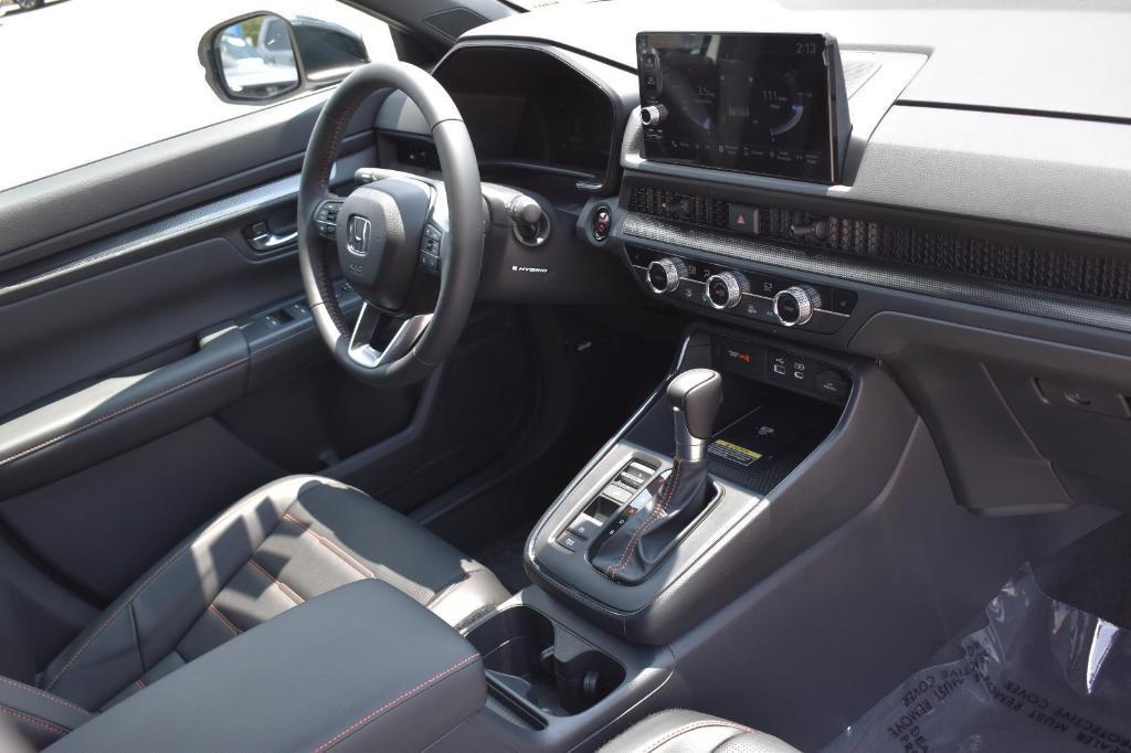 new 2025 Honda CR-V Hybrid car