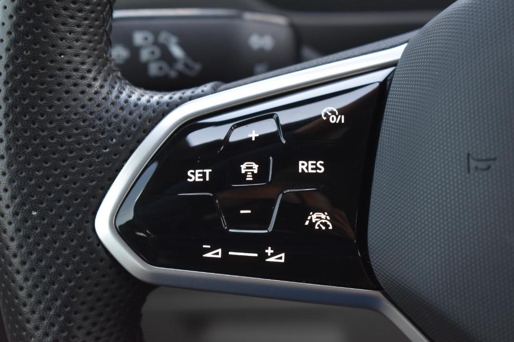 used 2022 Volkswagen Tiguan car, priced at $25,592
