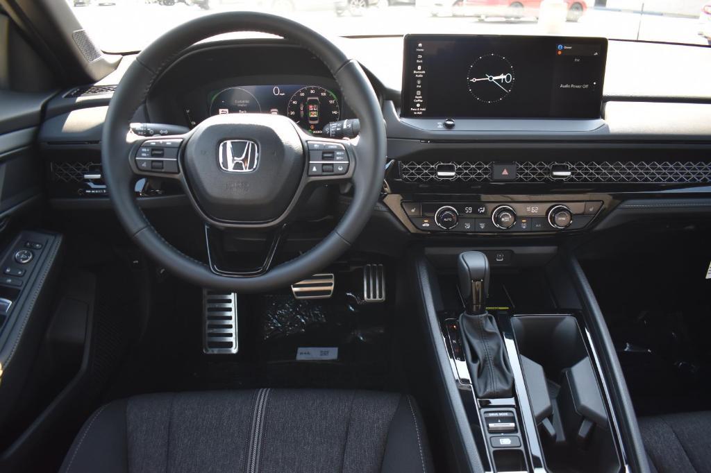 new 2025 Honda Accord Hybrid car