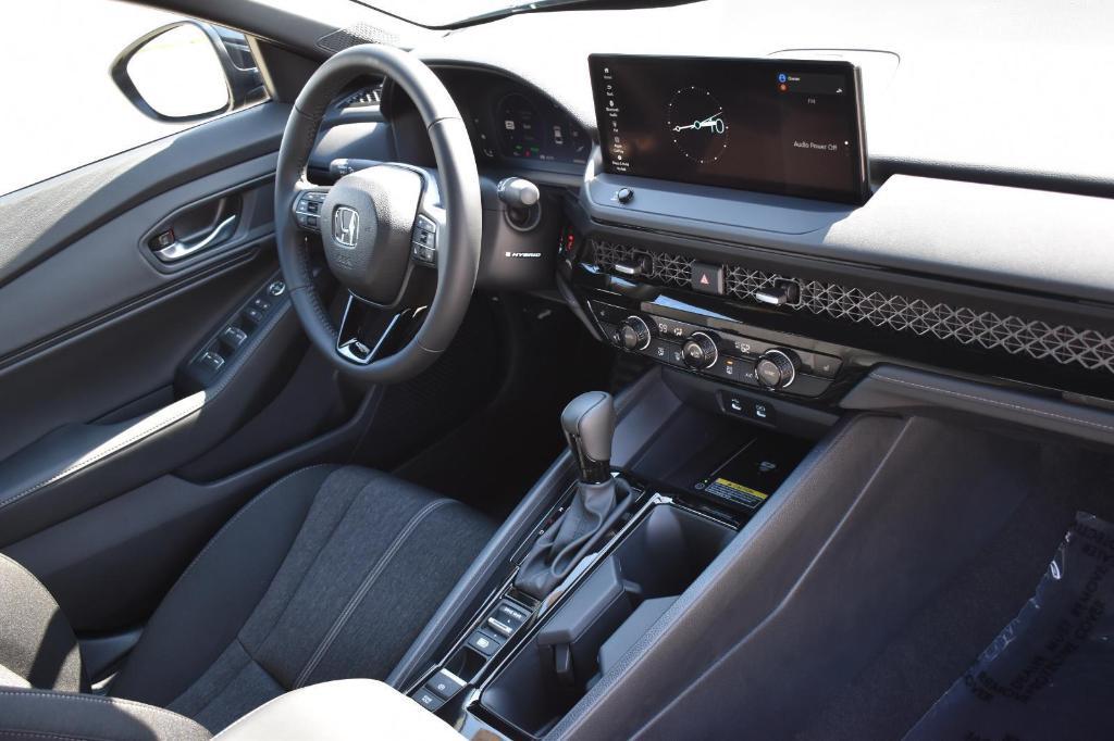 new 2025 Honda Accord Hybrid car