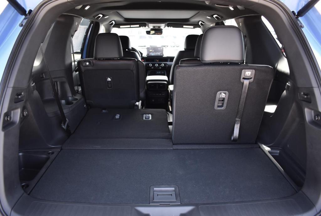 new 2025 Honda Pilot car