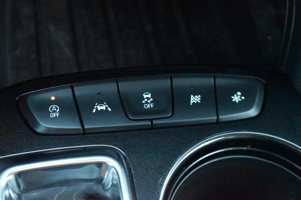 used 2025 Chevrolet TrailBlazer car, priced at $27,492