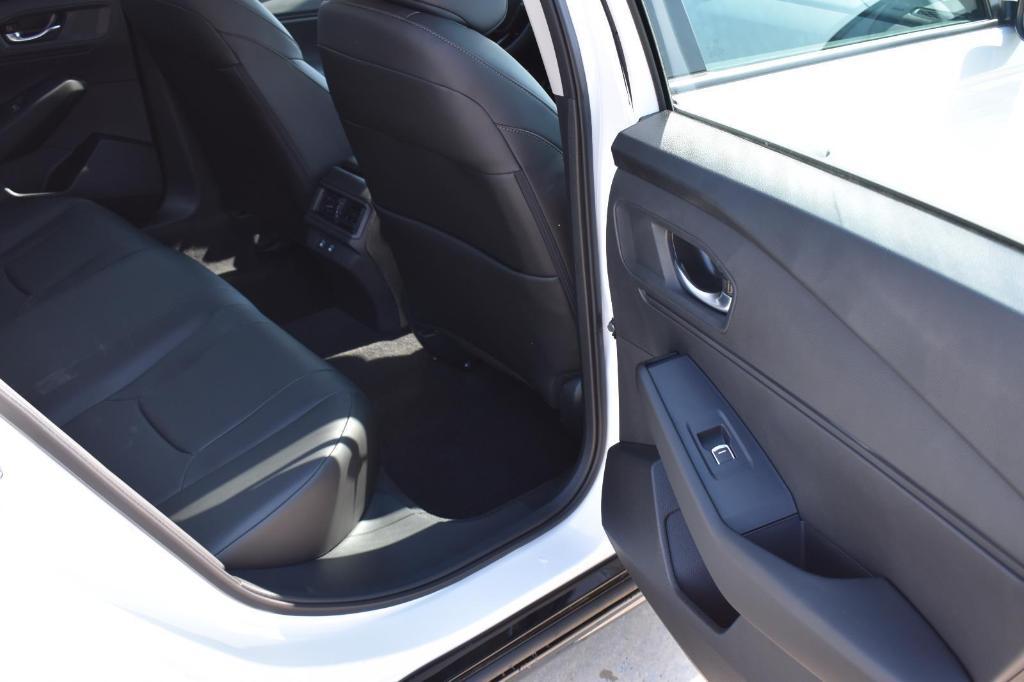 new 2025 Honda Accord Hybrid car