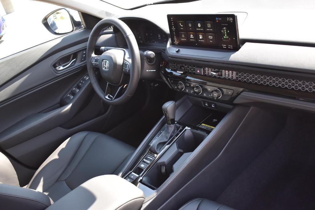 new 2025 Honda Accord Hybrid car