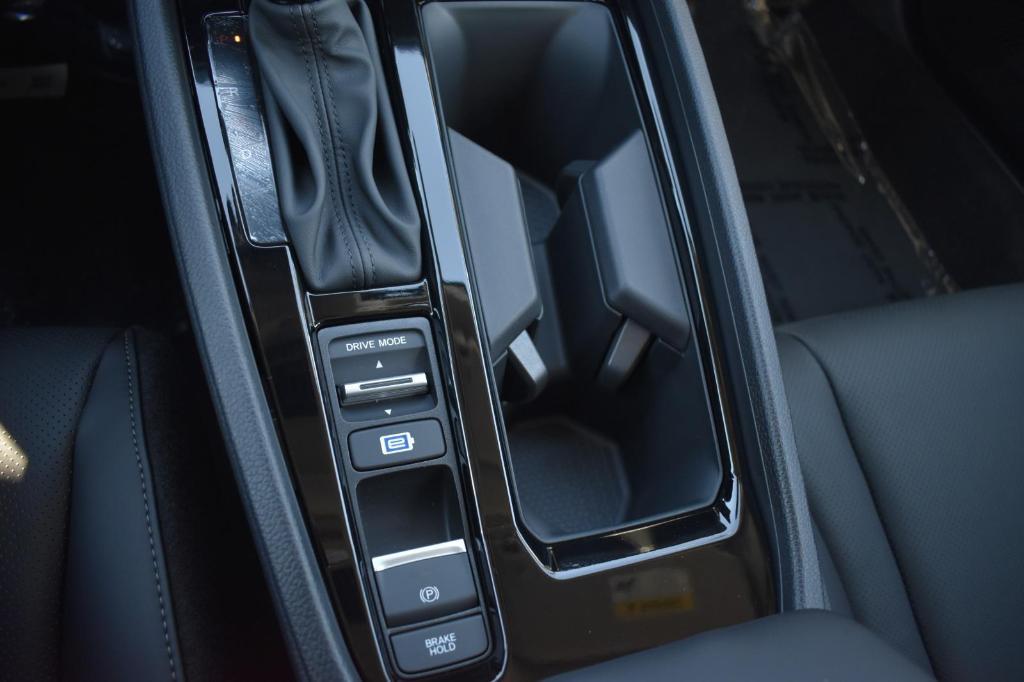 new 2025 Honda Accord Hybrid car